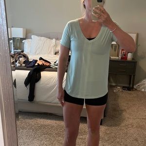 Lululemon performance T shirt